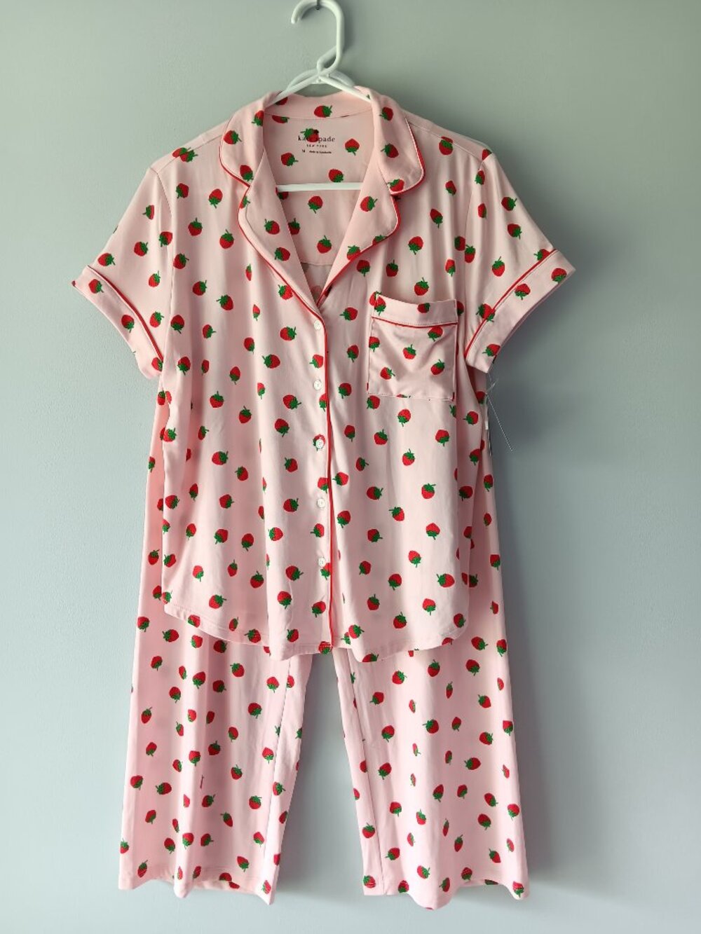 Kate Spade 2 Piece Set Pajamas Pants Short Sleeves Strawberries Pink Red Medium